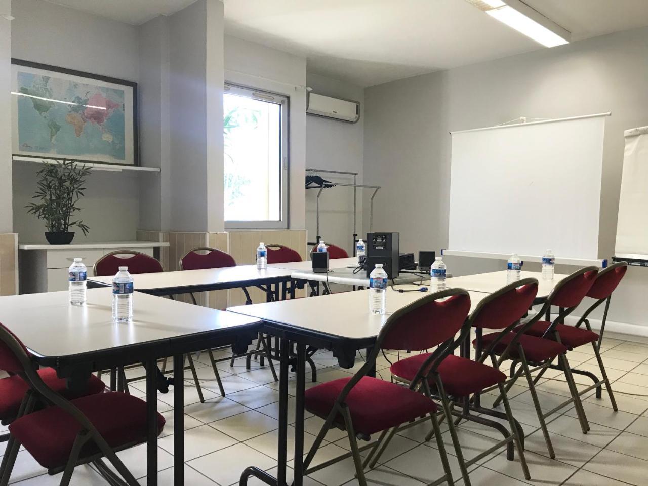Kyriad Martigues Sud Eksteriør billede